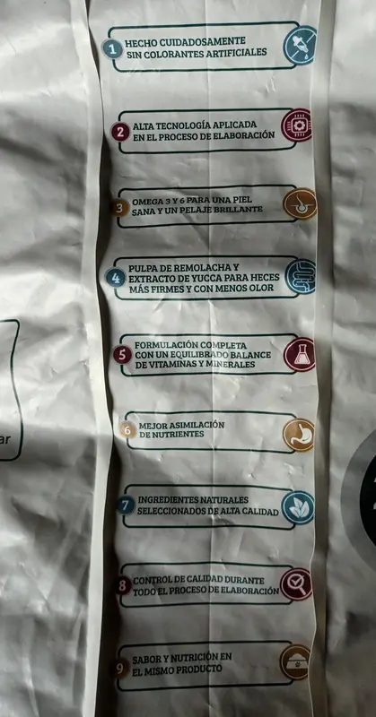 Foto de Jaspe Perro Adulto Mordida Pequeña